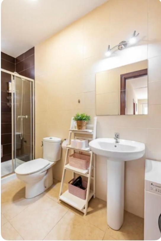 Apartamento En Primera Linea De Playa El Palo Málaga Esterno foto