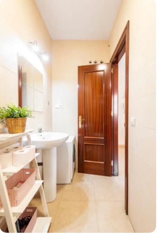 Apartamento En Primera Linea De Playa El Palo Málaga Esterno foto